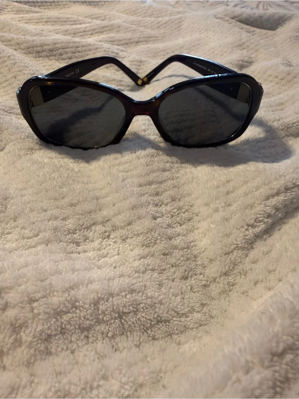 Liz Claiborne Black Tortoiseshell Sunglasses with Gold Square Accent